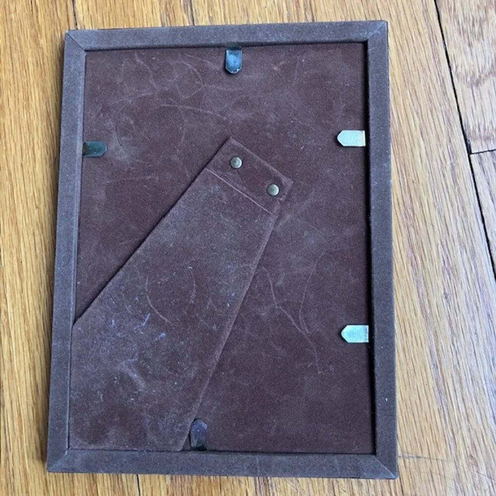 Beautiful vintage inlaid wood picture frame 5x7